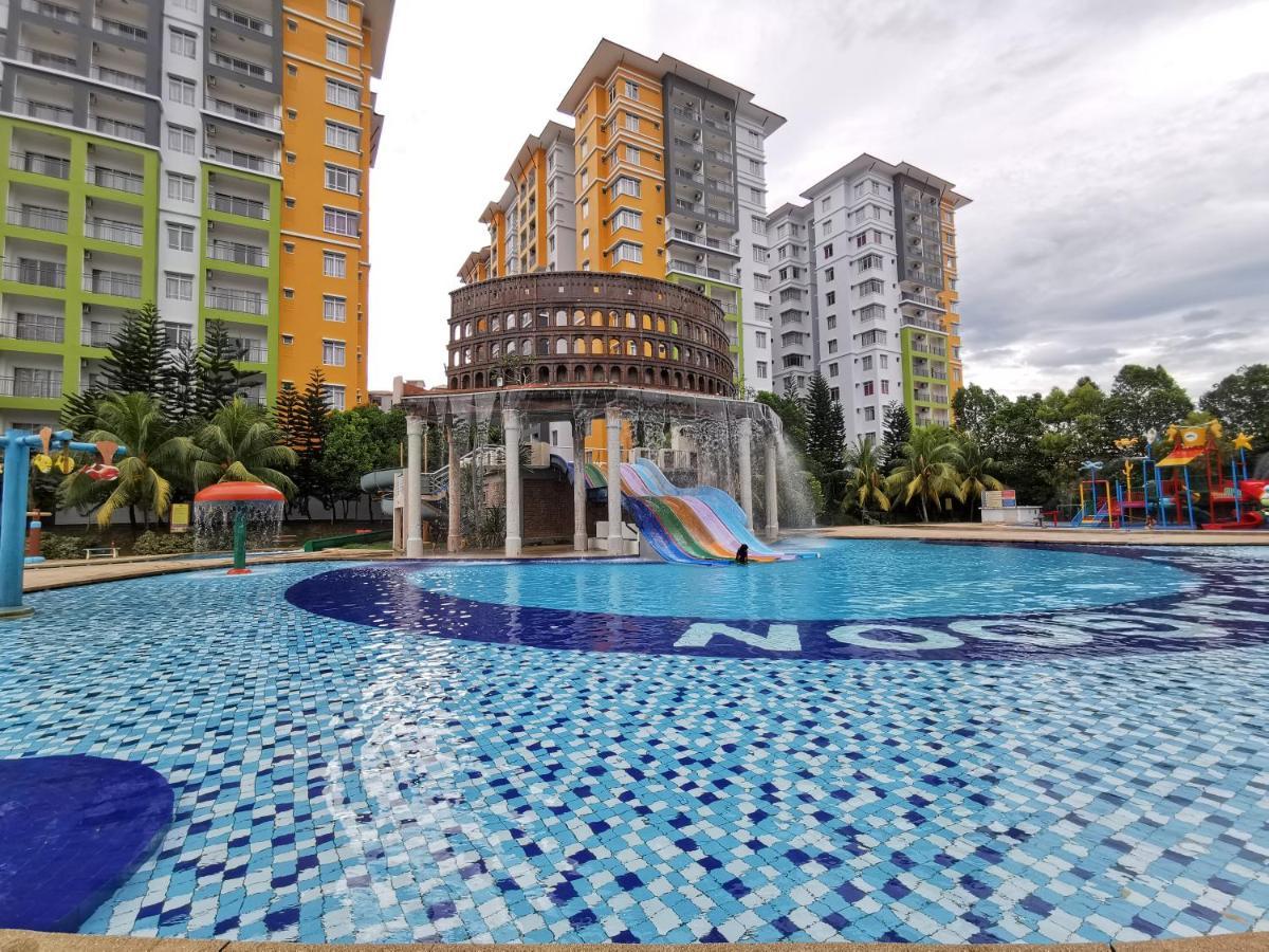 B - Lagoon Water Themepark Suite Melaka Town Zewnętrze zdjęcie