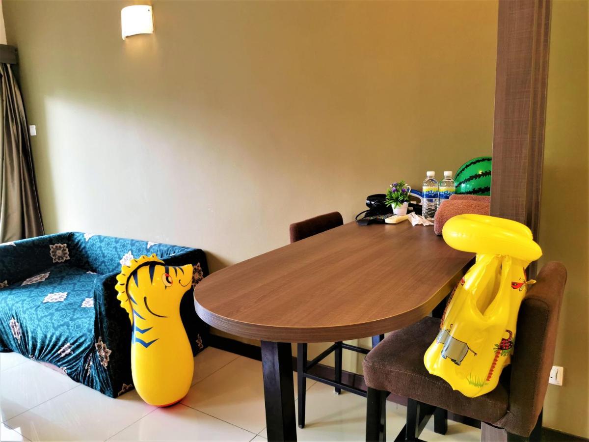B - Lagoon Water Themepark Suite Melaka Town Zewnętrze zdjęcie